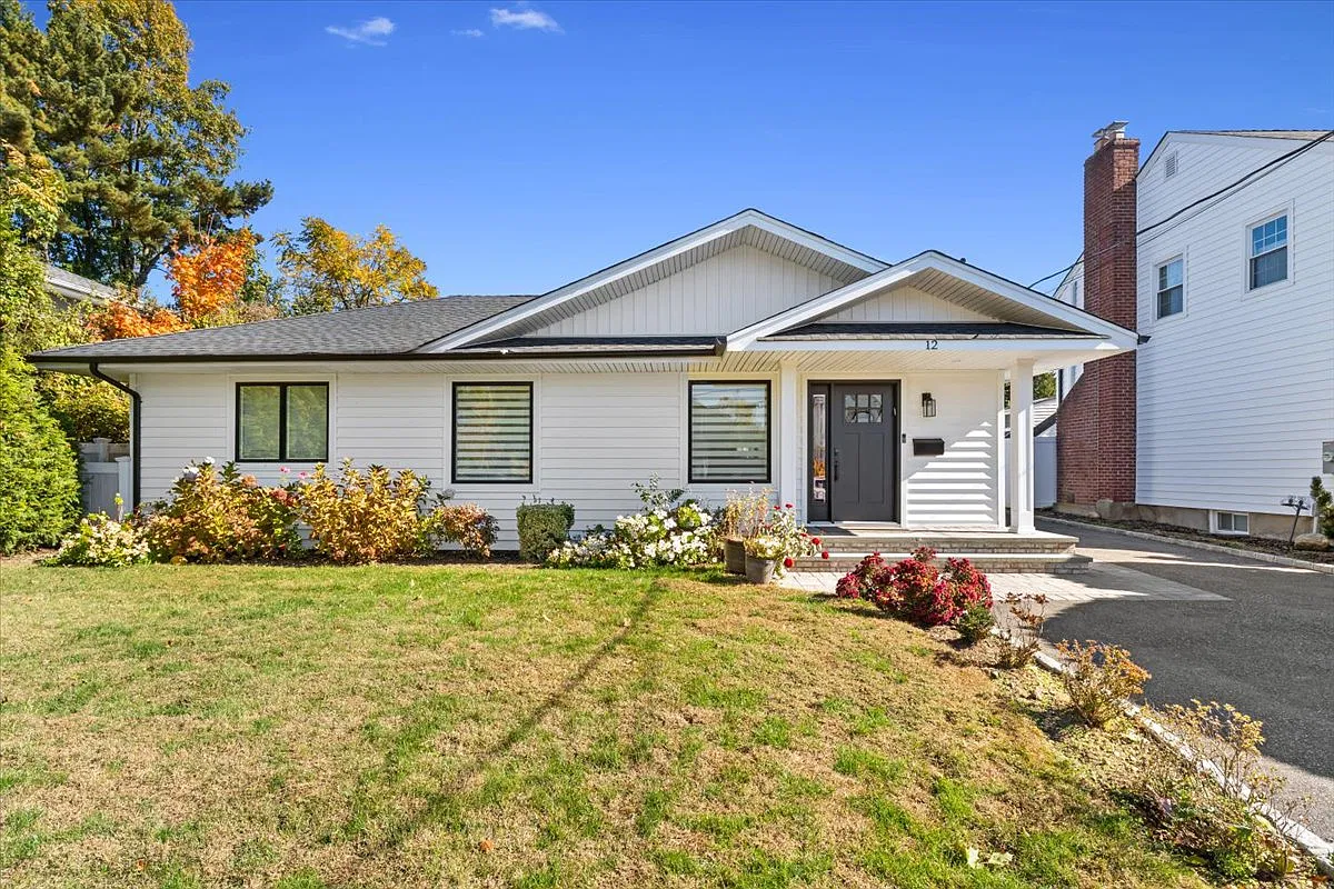 3 bed, 1750 sqft, $8,000 — Photo 1