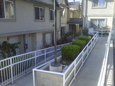 1100 E 112th St #1100 — Photo 7