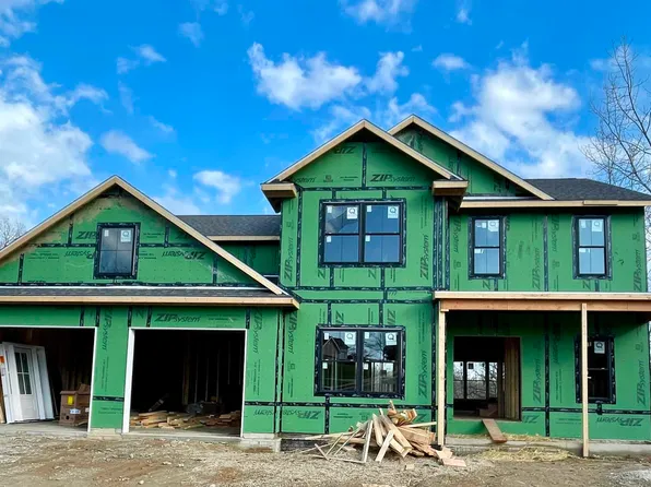 4100 W Vistaridge Ct, Peoria, IL 61615