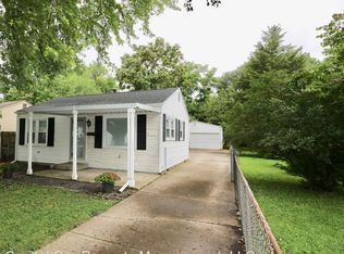 1033 Ohio Ave, Springfield, IL 62702