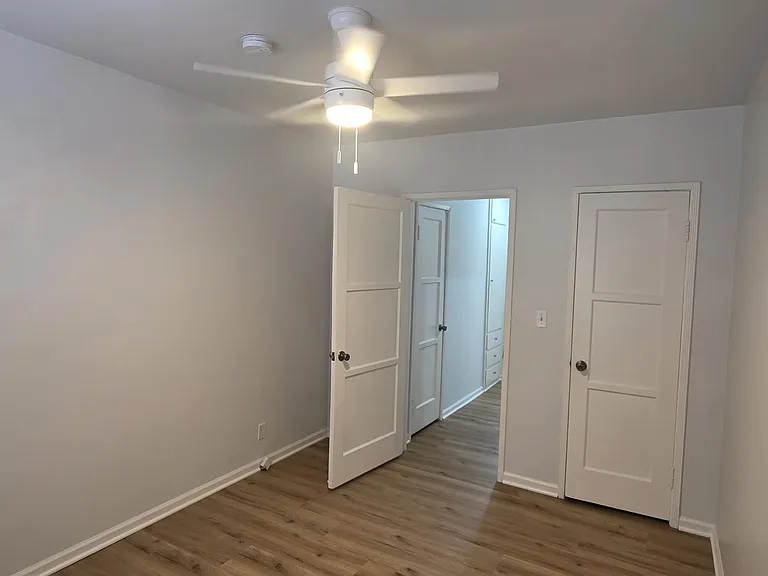 2711 W Clark Ave #A — Photo 5