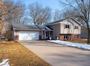 912 9th St NE, Little Falls, MN 56345