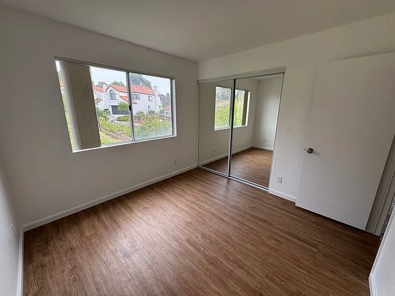 1423 Portofino Dr — Photo 21