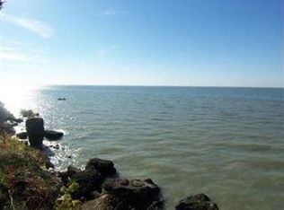 3830 N Cliff Rd, Port Clinton, OH 43452