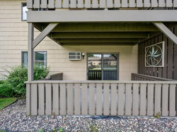 1806 Pioneer Rd APT 113, Red Wing, MN 55066