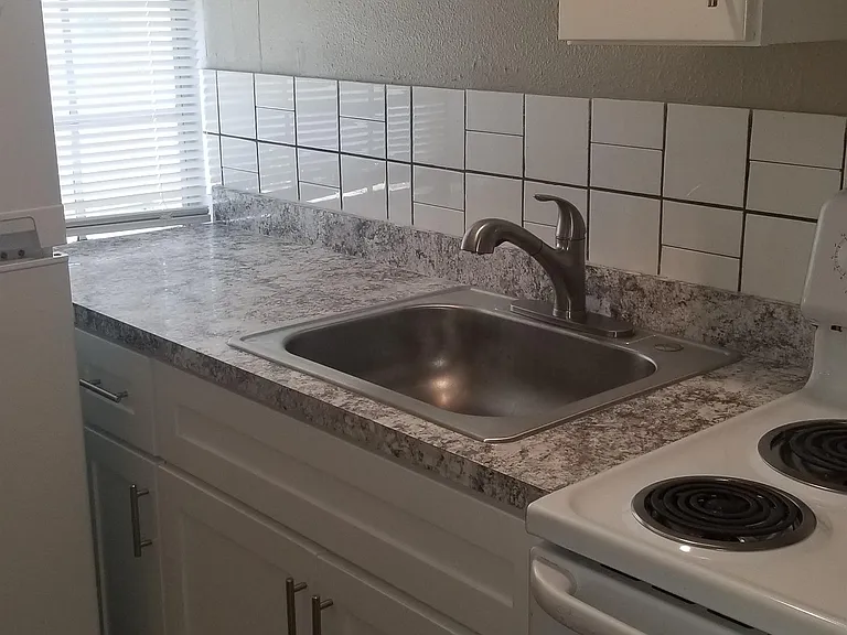 317 E Tarpon Ave — Photo 27