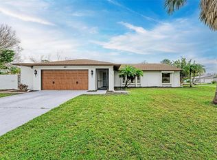 1208 Georgetowne Pl, Sarasota, FL 34232