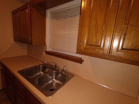 4th image of 1305 W Diane St