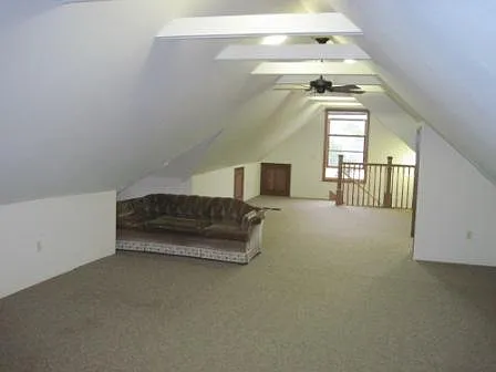 4 bed, 2000 sqft, $1,760 — Photo 3