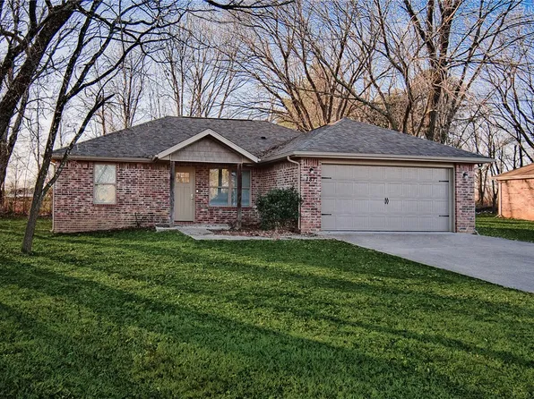 181 Western Heights Cir, Centerton, AR 72719