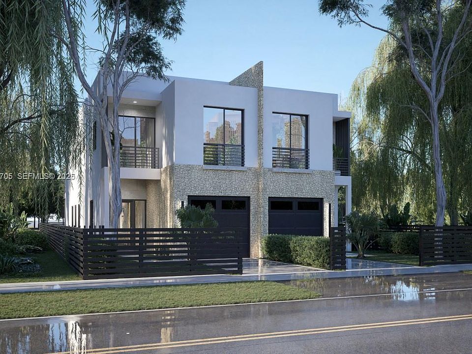 2nd image of 3320 SW 23rd St