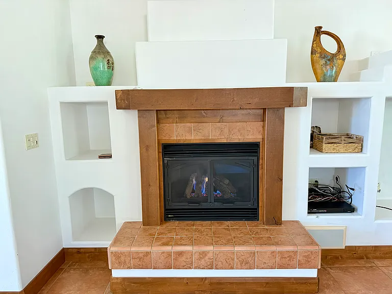 1719 N Sage Cir — Photo 7