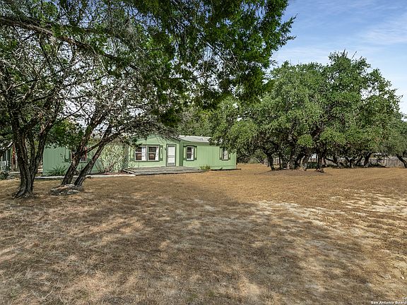 5th image of 110 OAK VALLEY DR