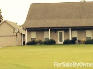 29 Courtney Ln, Carriere, MS 39426