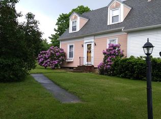 26 Old Muggett Hill Rd, Charlton, MA 01507