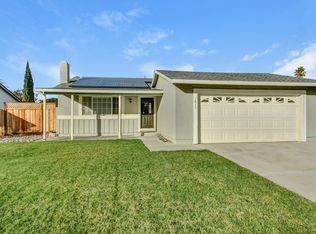 1811 McPeak Ct, Tracy, CA