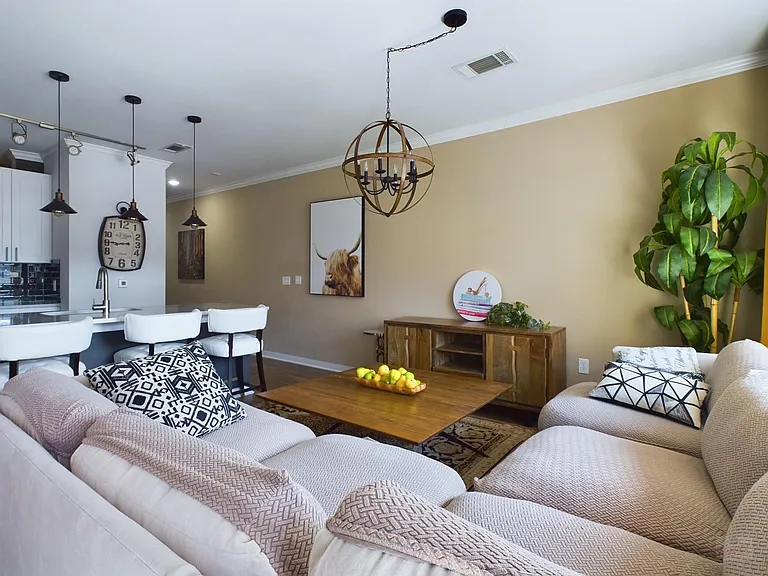 1900 Barton Springs Rd #3040 — Photo 15