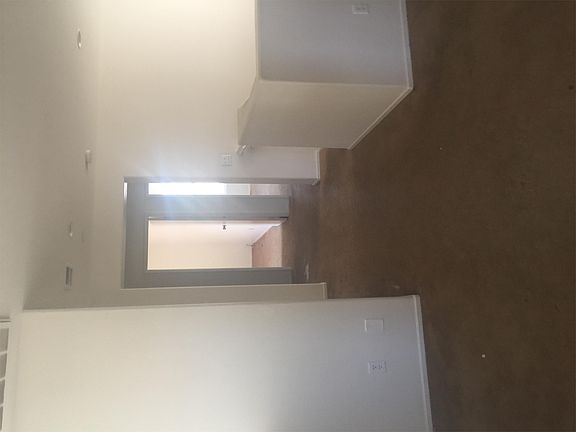 5th image of 15117 Bluffside Ln