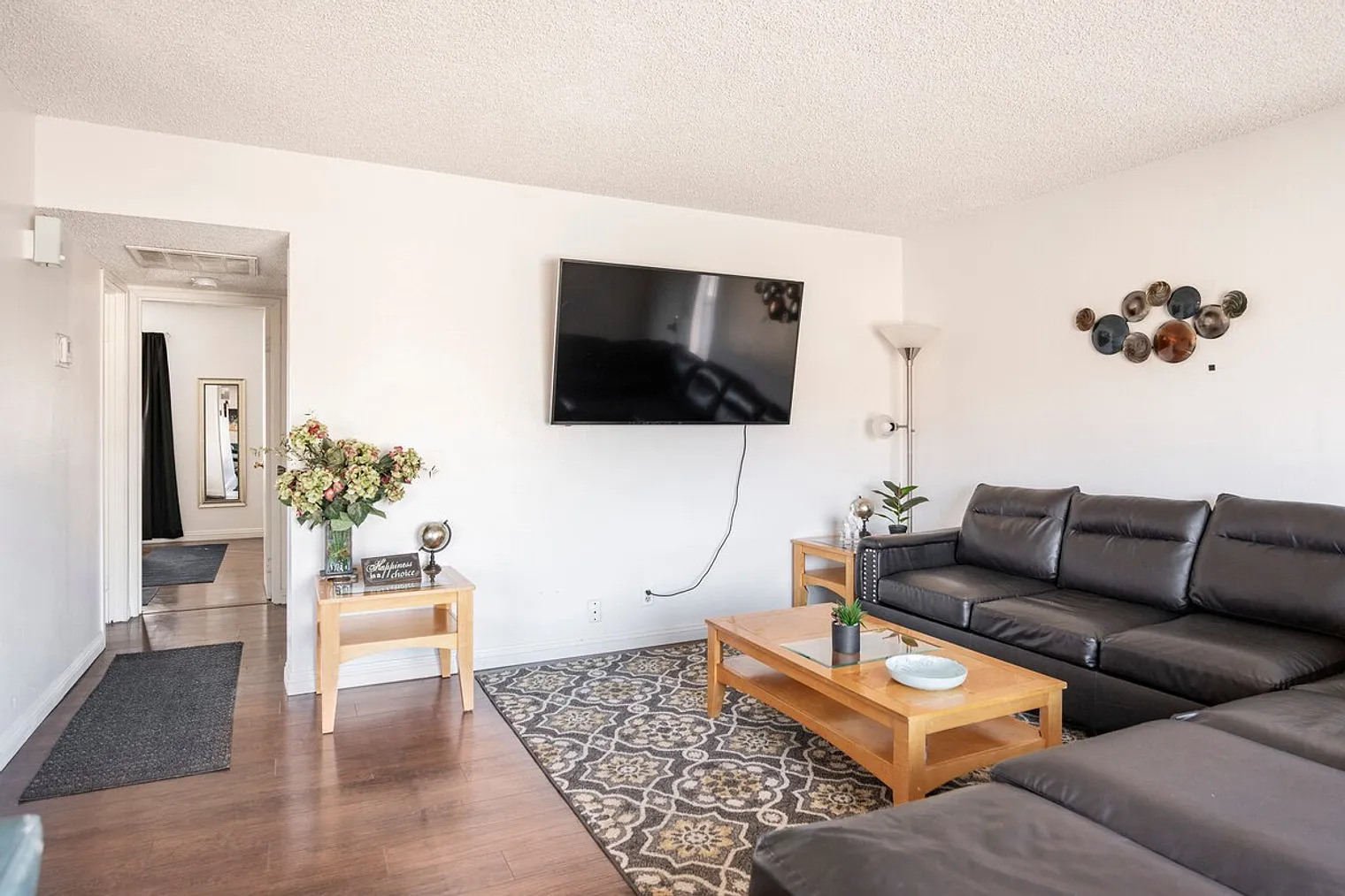 2 bed, 2.0 bath, $3,536 — Photo 4