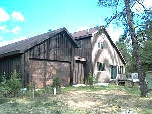 3 Bedroom/2 Bath Home w/walkout basement on 10 Acres