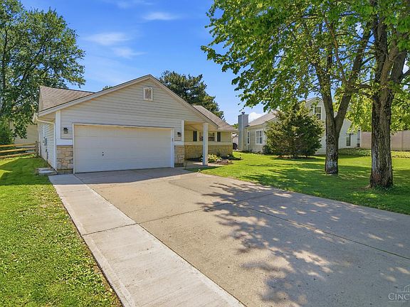2nd image of 9262 White Pine Dr