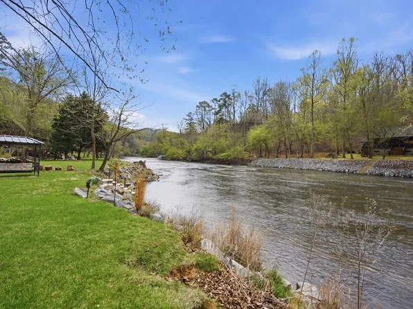 20 Edgewater Dr #3-5662, Ellijay, GA 30540