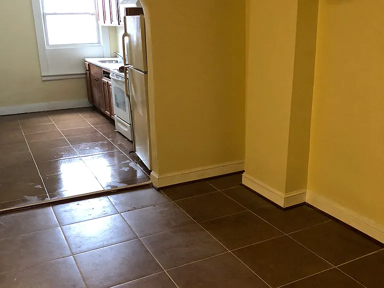 2807 Santa Fe Ave — Photo 10