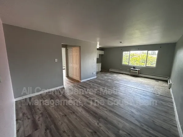 1590 Clinton St APT 201, Aurora, CO 80010