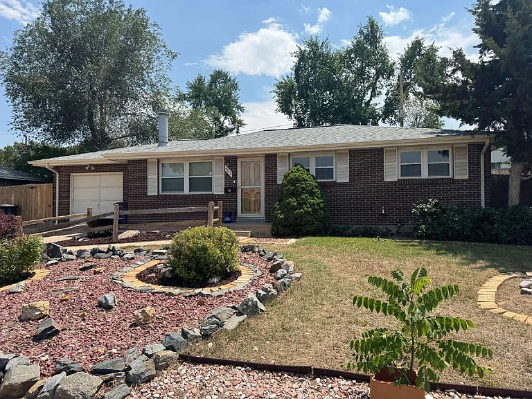 4342 W Quinn Pl — Photo 1