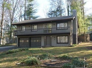 22 Turnberry Dr, Arden, NC 28704