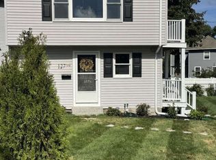 127 1/2 Bridge St, Beverly, MA 01915