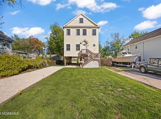 717 Main Street, Belford, NJ 07718