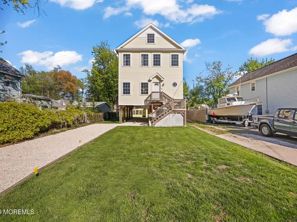 717 Main Street, Belford, NJ 07718