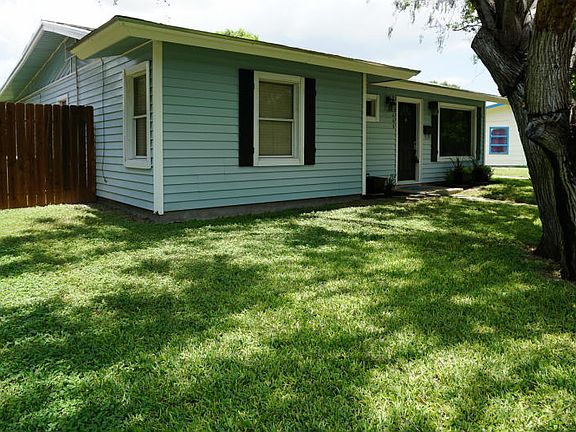 2nd image of 4405 Little John Dr