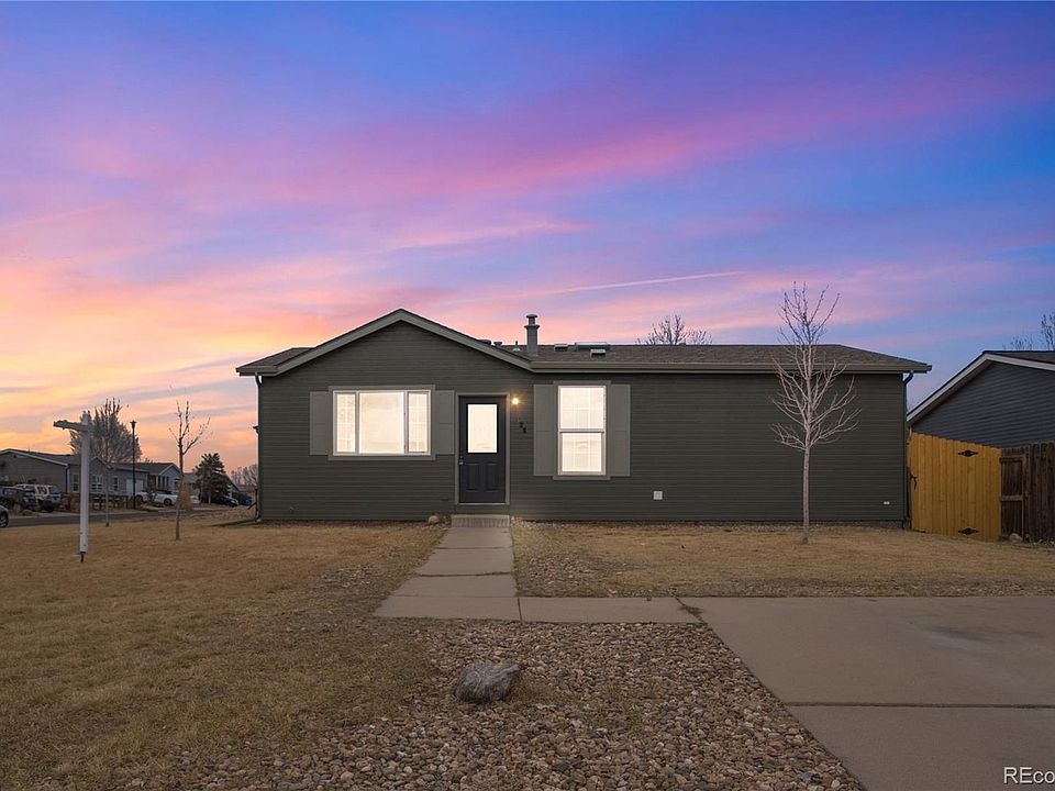 1st image of 682 Meadowlark Lane