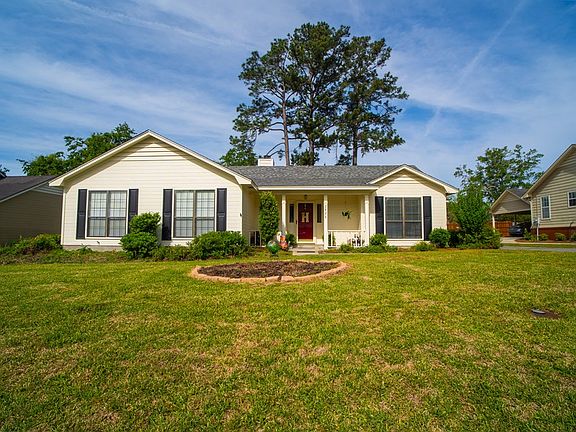 3rd image of 2826 Willow Wood Cir