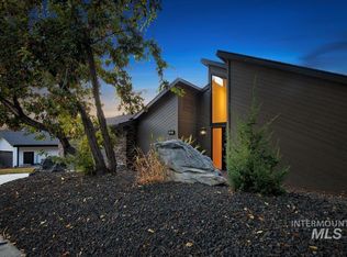 3035 N Selkirk Dr, Boise, ID 83702