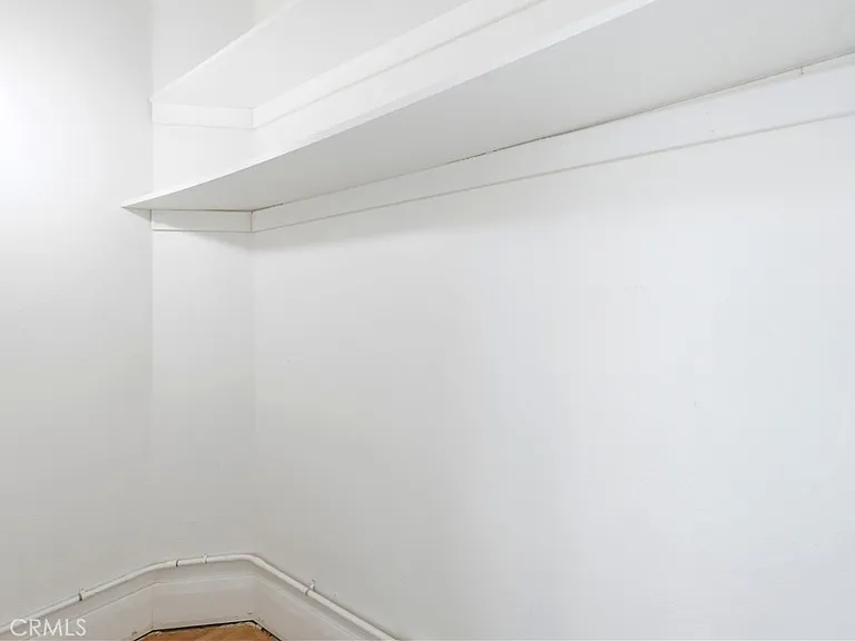 333 W 4th St #13 — Photo 11