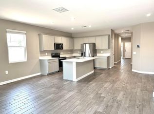 1077 W Tuli Way, San Tan Valley, AZ 85143