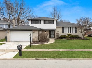 301 S Dante Ave, Glenwood, IL
