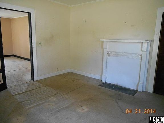2nd image of 115 Virginia St NW