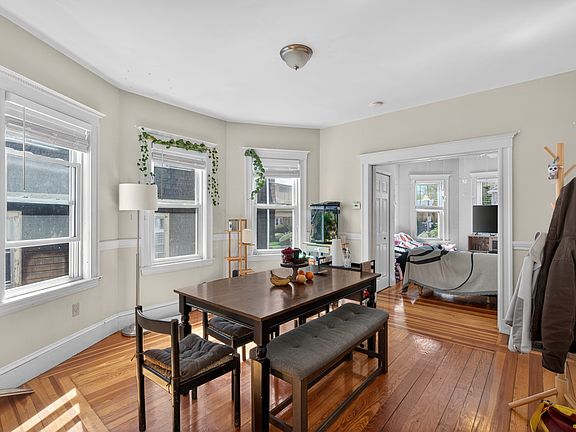 2nd image of 671 Washington St #1