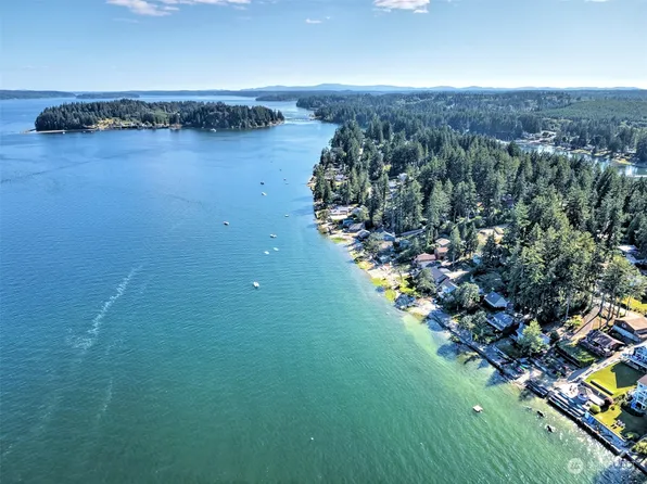 1051 E Treasure Island Drive, Allyn, WA 98524
