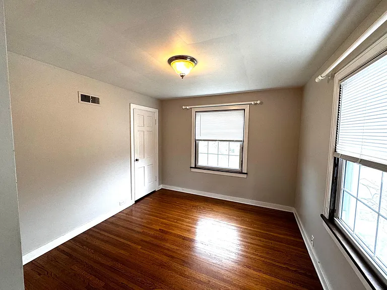3028 N Bigelow St — Photo 15