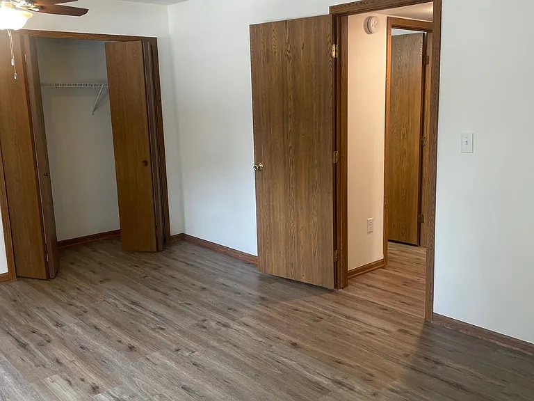 662 N 3rd St #2 — Photo 16