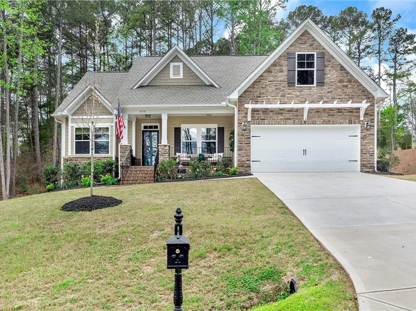 2638 Dog Leg Ln, Seneca, SC 29678