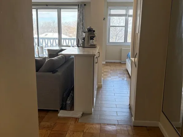 2000 Linwood Ave APT 4H, Fort Lee, NJ 07024