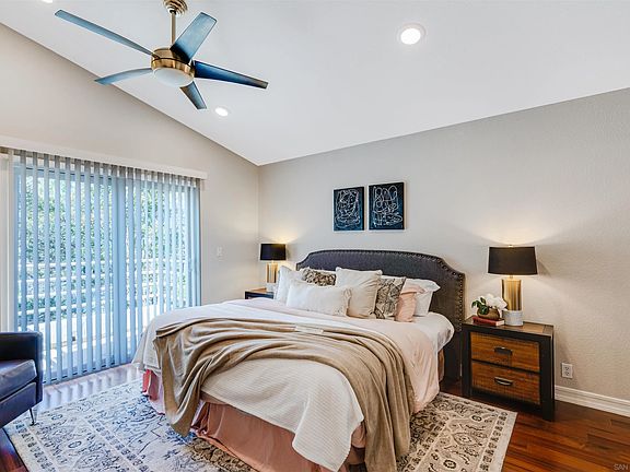 5th image of 16160 Avenida Venusto APT 4