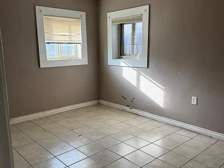 38766 E Williams St — Photo 9