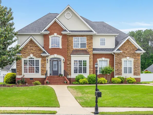 418 Champagne Cir, Ringgold, GA 30736